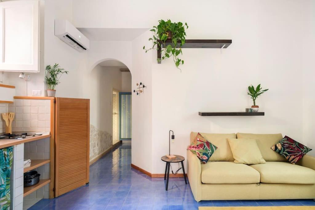 Bouganville Holiday House Napoli Esterno foto